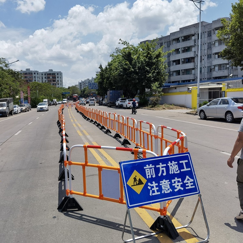 Säkerhetsanordningar av PVC-plast, stängsel, isolering av byggarbetsplatser, väghinder från kinesiska tillverkare